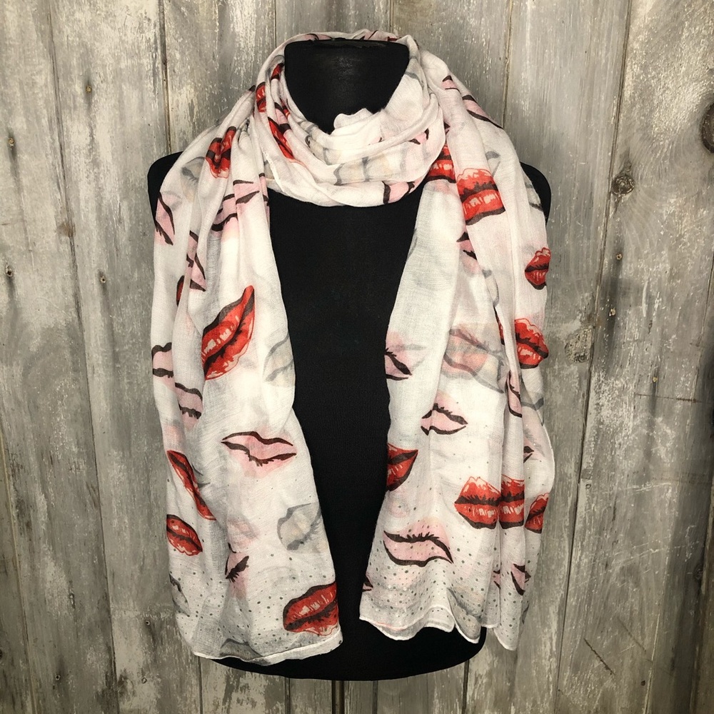 Juicy Couture scarf